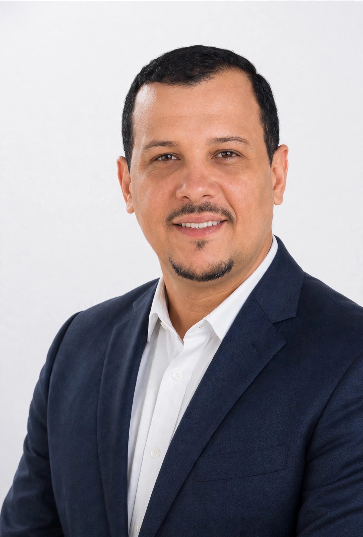 Retrato de José Veras, autor del artículo