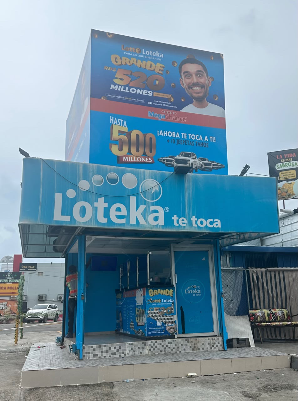 Una banca de lotería Loteka, de las más de 110,000 que operan en el país