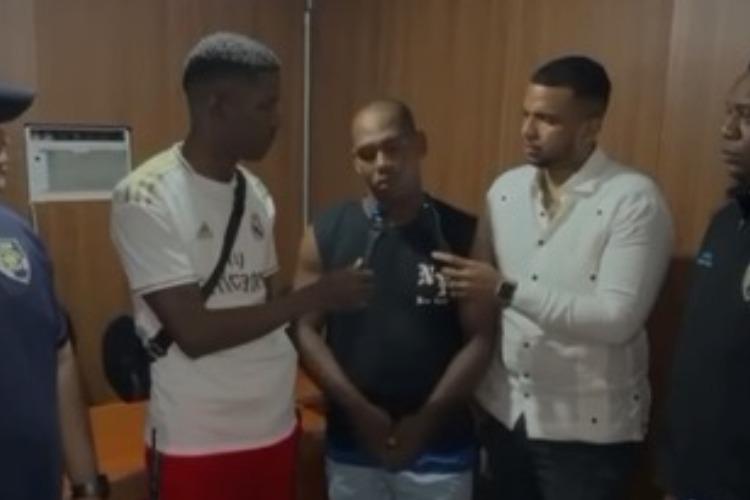 Kevin Dariel Germán Troncoso tras entregarse a las autoridades dominicanas